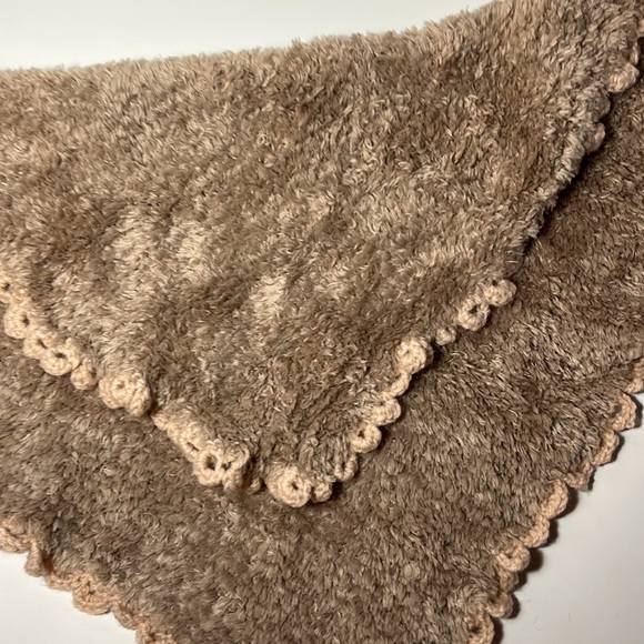 Hand made blanket for newborn - Picture 2 of 3